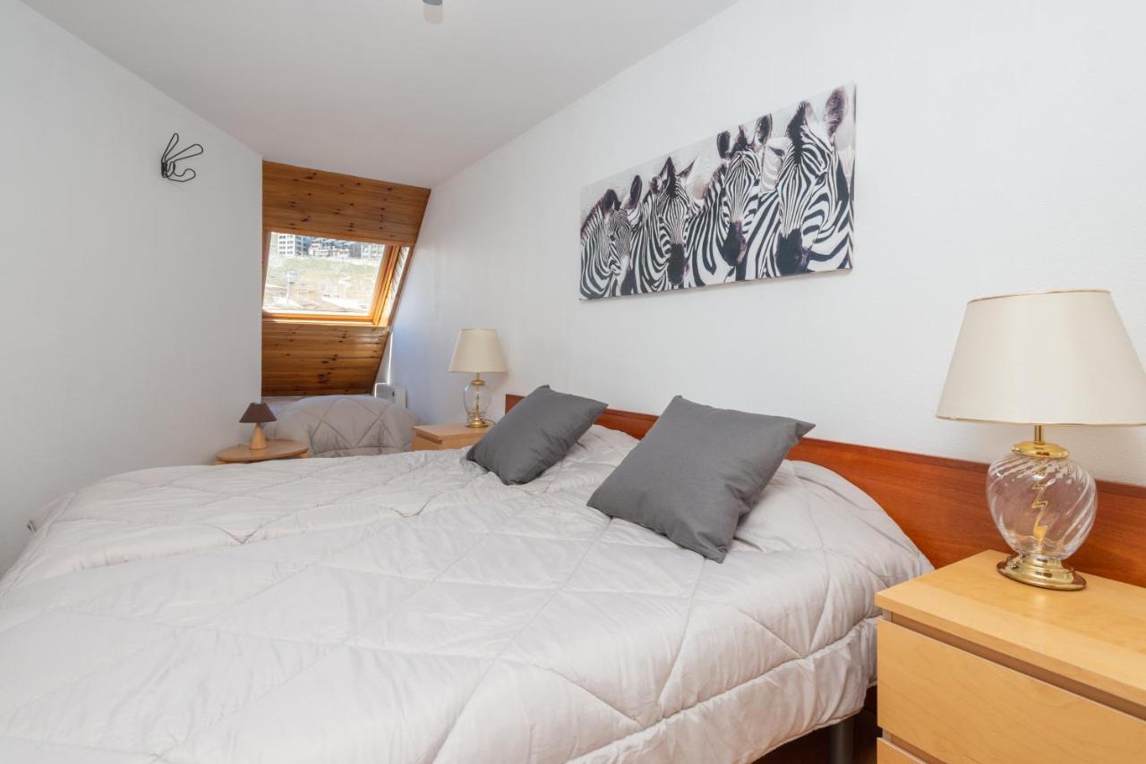 Apartamentos Pie De Pistas Mikka 3000 Pas De La Casa Exterior foto