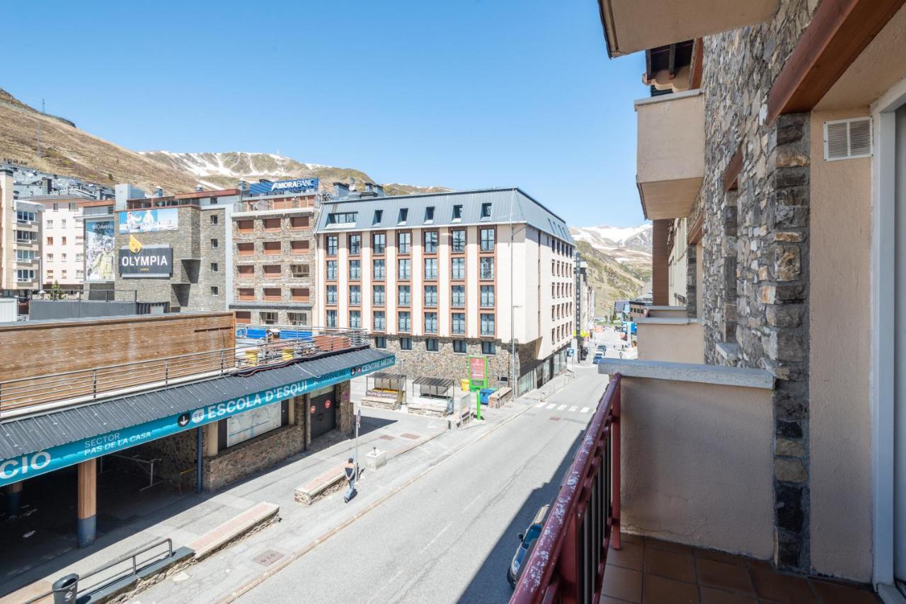 Apartamentos Pie De Pistas Mikka 3000 Pas De La Casa Exterior foto